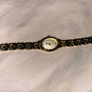 Gold female Lynx watch